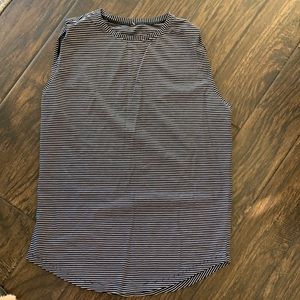 Lululemon shirt